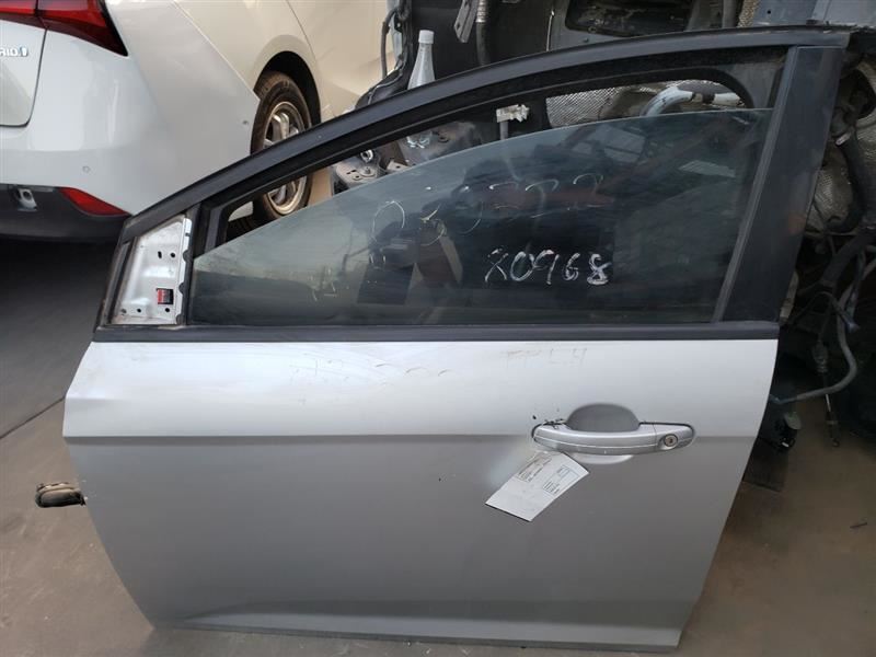 2012-2018 FORD FOCUS FRONT LEFT DOOR ASSEMBLY SILVER F1EZ5820125A KR113366