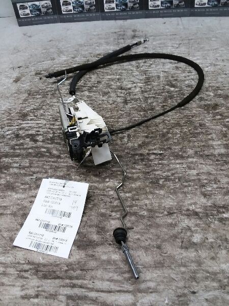 2015 Lock Actuator CHRYSLER 300   68049