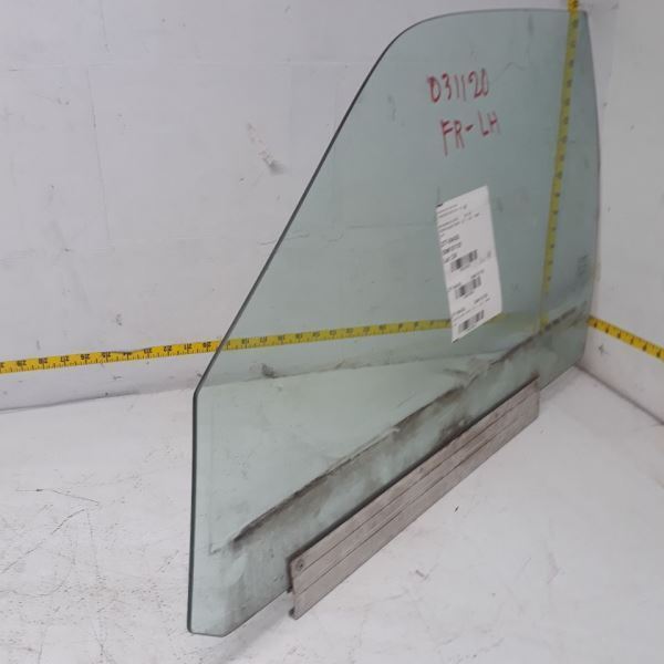 98-03JAGUAR  XJ8 Driver Left Front Door Glass AA 70813