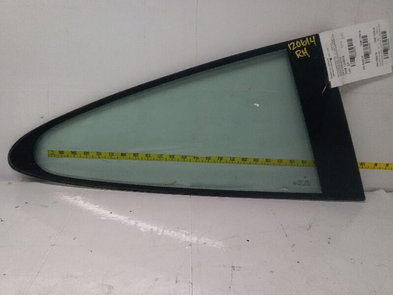 99-05 PORSCHE 911 Passenger Quarter Glass 996 Model Coupe AA 55055