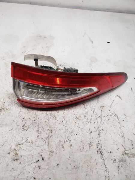 13-16 FORD FUSION Driver Tail Light Quarter Panel Mounted LED Hybrid SE AA123203