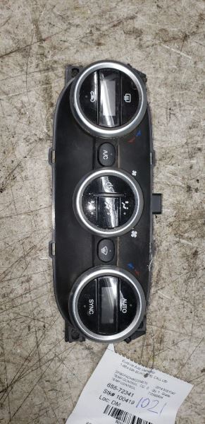 14-17 FIAT 500 Temperature Control 4 Door L Model Dual Zone 109447