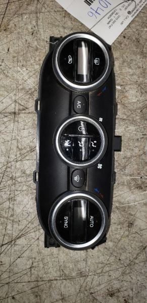 14-17 FIAT 500 Temperature Control 4 Door L Model Dual Zone 110111