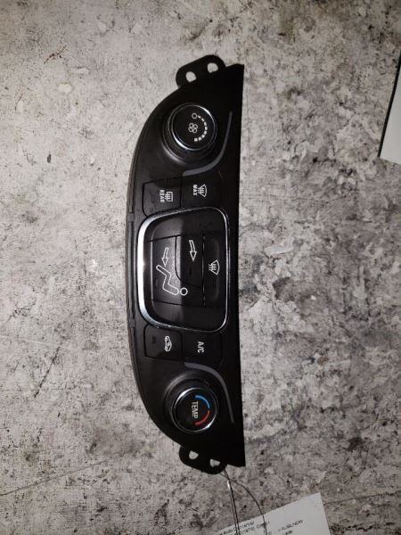 16-17 CHEVROLET MALIBU Temperature Control Without Heated Seat L Model 124627