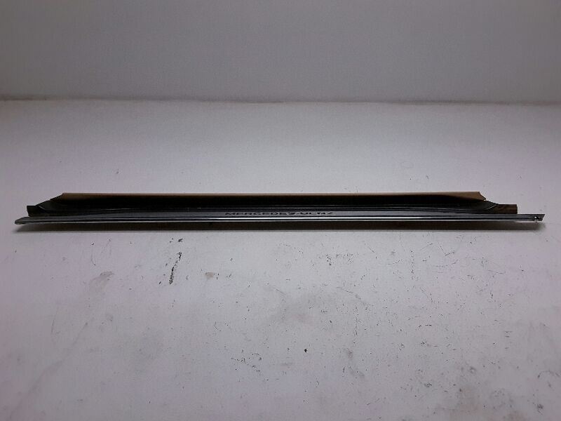 1999 MERCEDES-BENZ SL500 RIGHT FRONT DOOR SILL TRIM PANEL OEM 129680043 KR102538