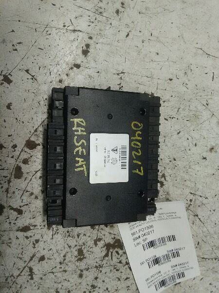 2004-2006 VW TOUAREG LEFT FRONT SEAT CONTROL MODULE 7L0959760AM KR53269