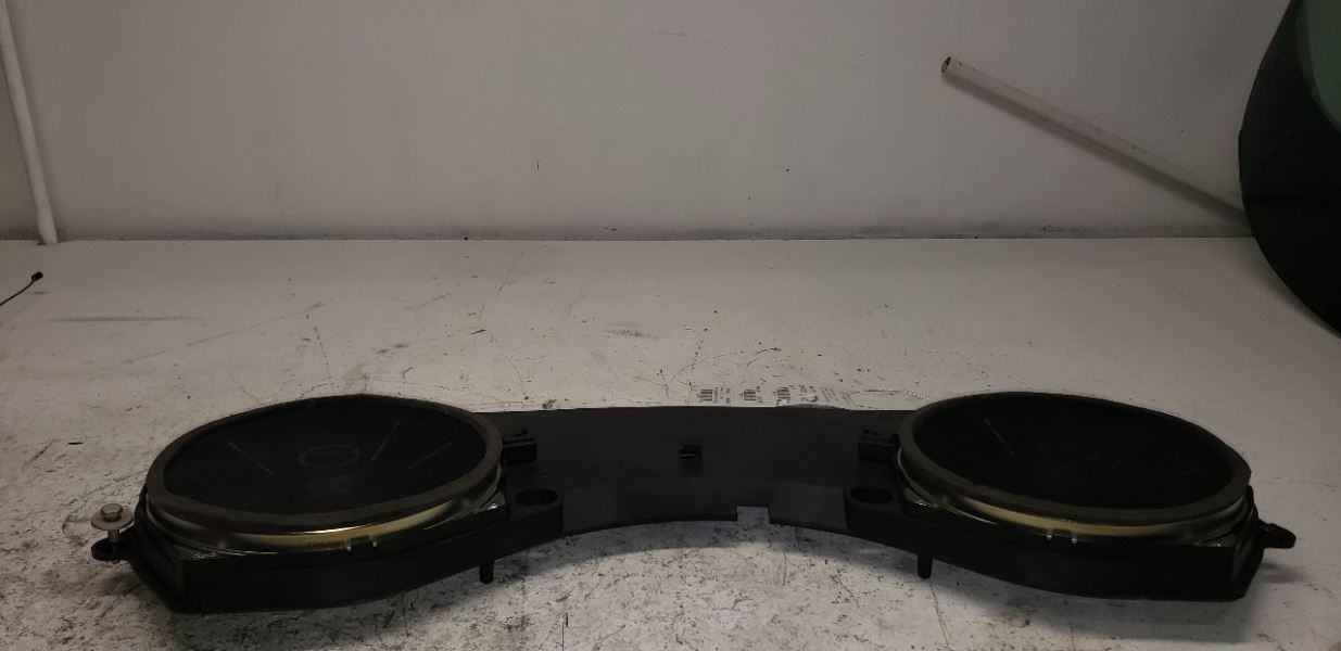 2010-2019 JAGUAR XJ REAR CENTER SPEAKER HOUSING C2D3059 KR117771