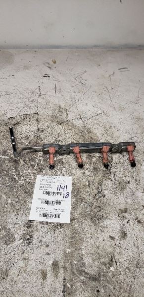 2012-2019 TOYOTA PRIUS C FUEL RAIL W/INJECTORS 23814-21073 KR116210