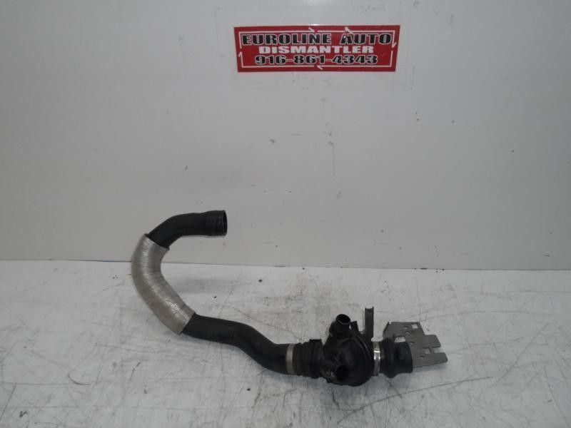 528I      2011 Thermostat Housing 5101