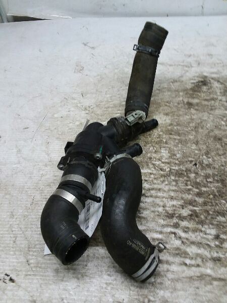 XJ        2011 Thermostat Housing 66870