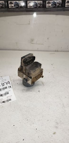 02-03 JAGUAR  X TYPE  Anti-Lock Brake Part Thru VIN D11682 111896