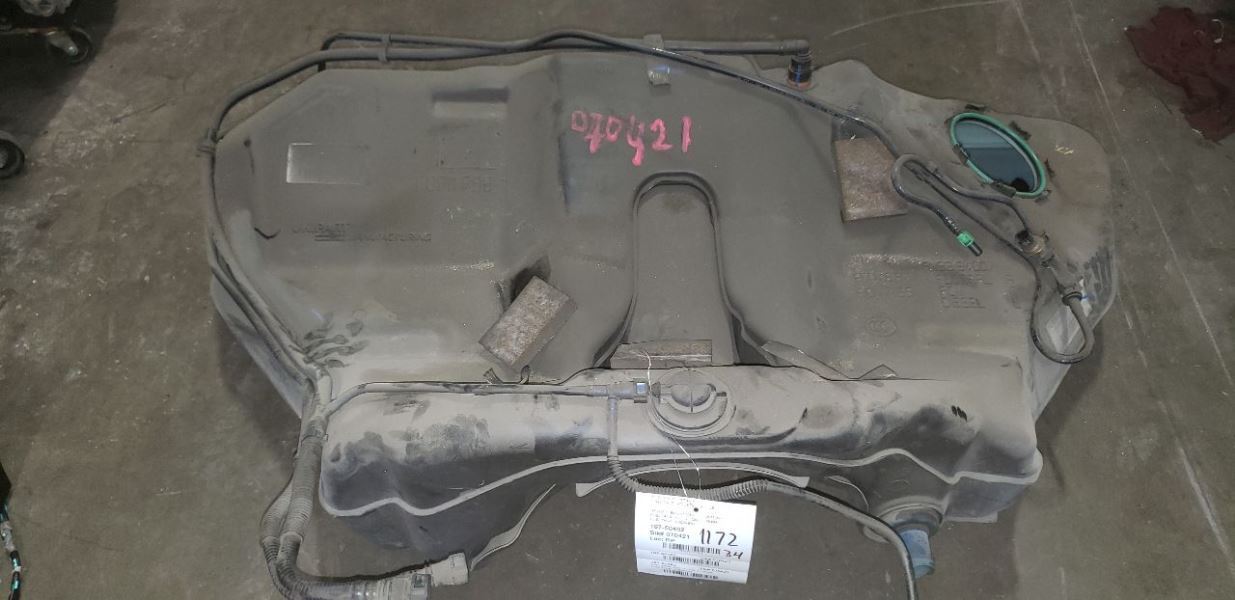 10-19 JAGUAR XJ Fuel Tank AA117721