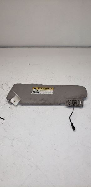 14-18 VOLVO S60  Passenger Right Sun Visor With Illumination AA112482