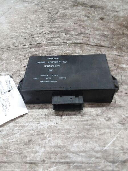 2000-2003 JAGUAR S TYPE PARKING SENSOR CONTROL MODULE XR83-15T850-AA KR68700