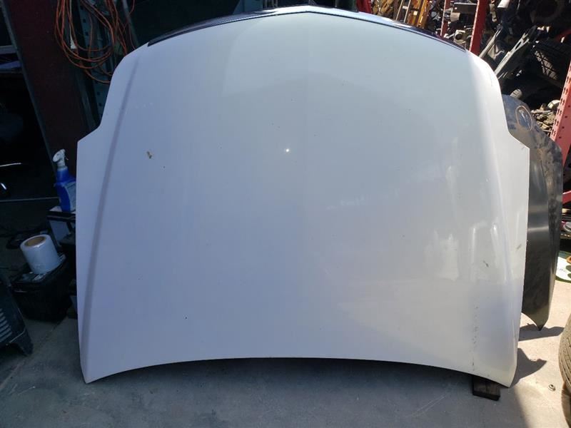 2006-2011 CADILLAC DTS HOOD DM130857