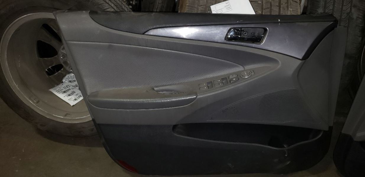 2012 Front Door Trim Panel  HYUNDAI SONATA  AA114248