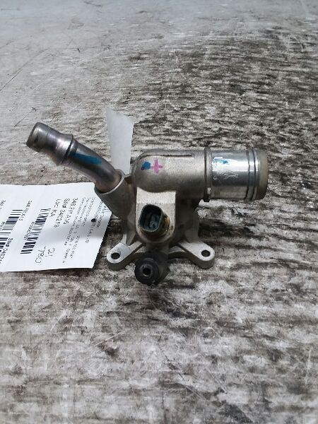 500 FIAT  2016 Thermostat Housing 67697