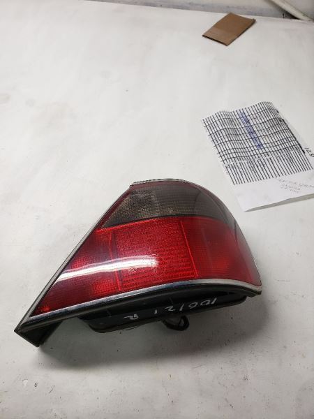 95-97 JAGUAR XJ6  Passenger Tail Light Excluding Xjr Chrome Trim AA123268