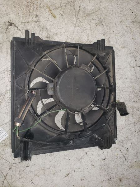 97-04 PORSCHE BOXSTER  Radiator Fan Motor Fan Assembly Radiator 79427