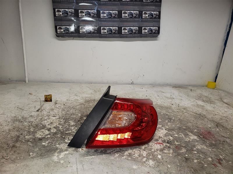 Passenger Tail Light Quarter Panel Mounted Fits 11-13 INFINITI M37 122204