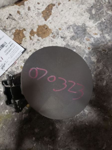 SILVRDO25 2000 FUEL FILLER DOOR L134531