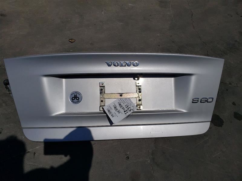 Trunk/Hatch/Tailgate Sedan Without Spoiler Fits 01-09 VOLVO 60 SERIES 130967