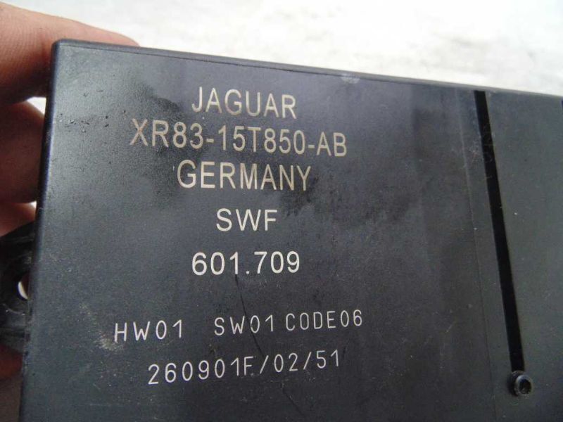 00-03 Jaguar S Type XR83-15T850-AB Reverse Parking Assist Control Module SK31028