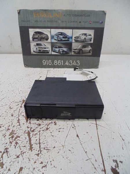 02-08 JAGUAR X TYPE  Audio Equipment Radio CD Automatic Changer 45695