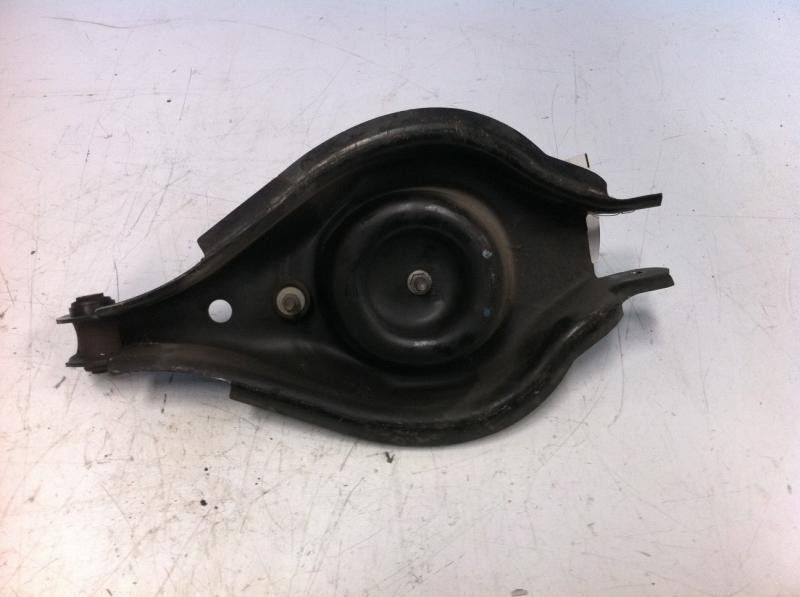 05-09 SATURN VUE Driver Left Lower Control Arm Front  2150