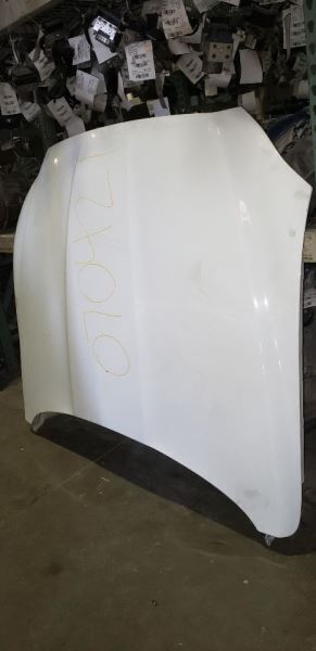 10-19 JAGUAR XJ Hood Without Dual Vent Hood AA 120866