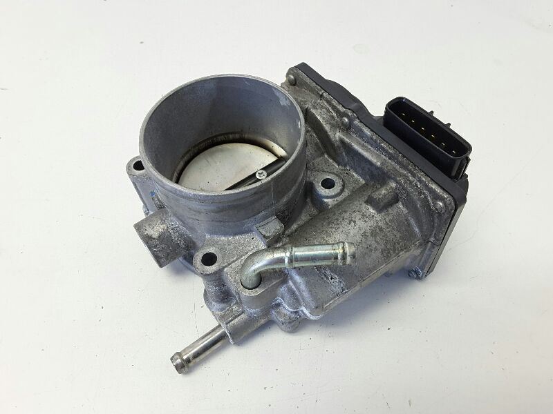 11-18SUBARU  FORESTER Throttle Body Throttle Valve Assembly 2.5L AA84423