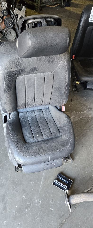 12-18 MERCEDES CLS550 Passenger Front Seat L134672