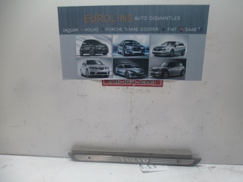 2002 VOLVO S40 FRONT LEFT TAN DOOR SILL KR17203