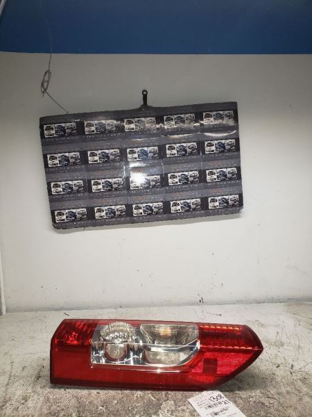 2014-2019 DODGE PROMASTER 1500 VAN RIGHT TAIL LIGHT 118352