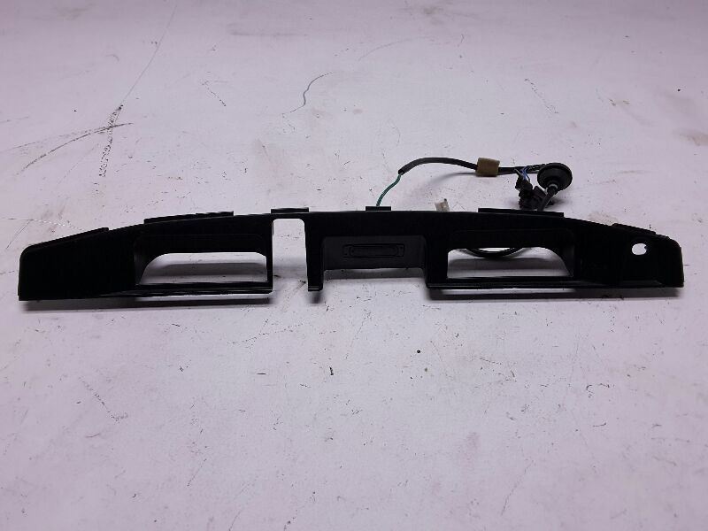 2015-2017 SUBARU OUTBACK TAILGATE SWITCH BRACKET OEM KR100483