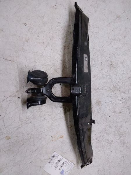 97-03 Mercedes W208 CLK430 CLK320 Upper Radiator Support Tie Bar 2086200372 OEM