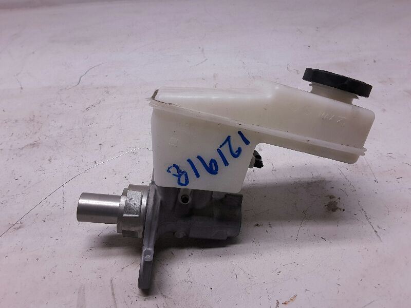 Brake Master Cylinder Fits 18-19 TRAVERSE 100913