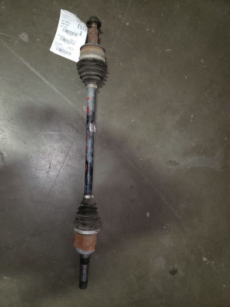 Driver Axle Shaft Rear Axle Without Inboard Slingers Fits 12 SRX 123687