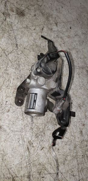 04-09 TOYOTA PRIUS Brake Master Cylinder 110282