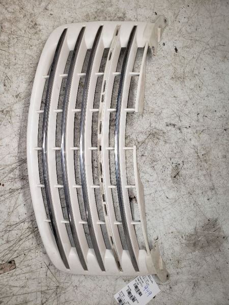 06-10 PT CRUISER Grille Upper  79538