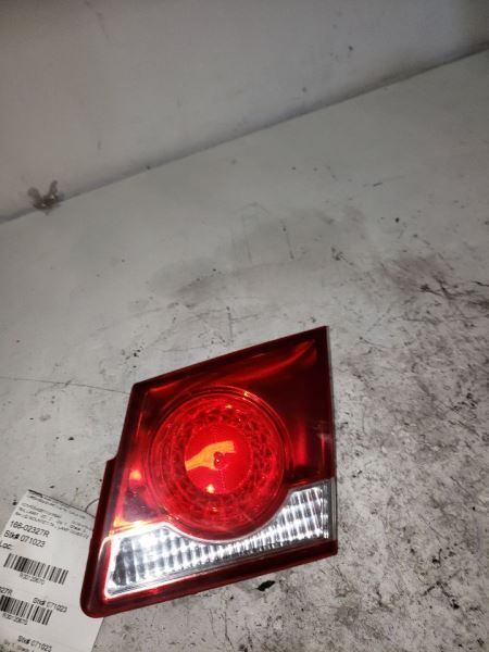 11-16CHEVROLET CRUZE Passenger Tail Light VIN P 4th Digit Limited AA 120670