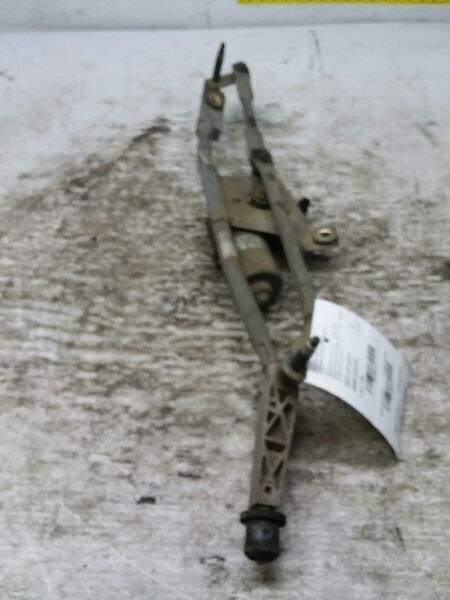 2001-2004 VOLVO XC70 front wiper transmission 66127