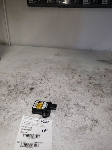 2011 INFINITI M37 YAW RATE SENSOR CONTROL MODULE 174500-6090 KR130068