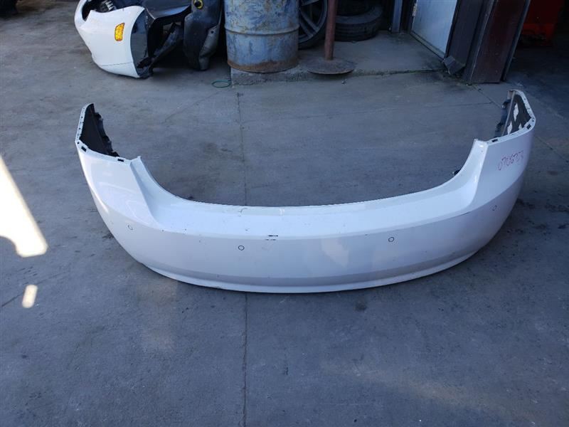 2014-2016 CHEVROLET IMPALA REAR BUMPER COVER WHITE KR120372