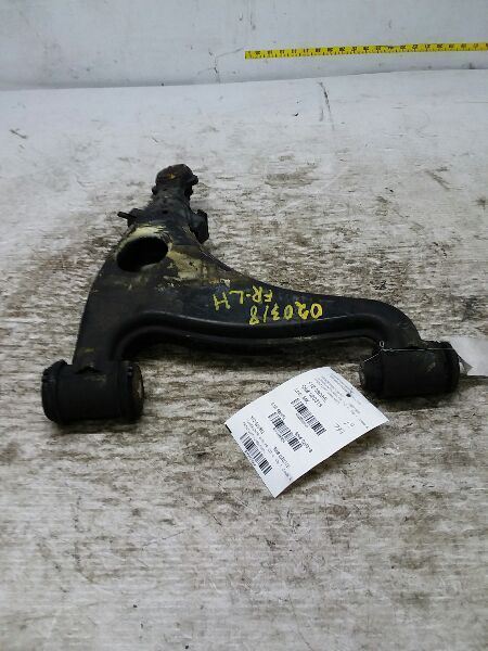 87-93 MERCEDES 190 E Driver Lower Control Arm Front 201 Type  65904