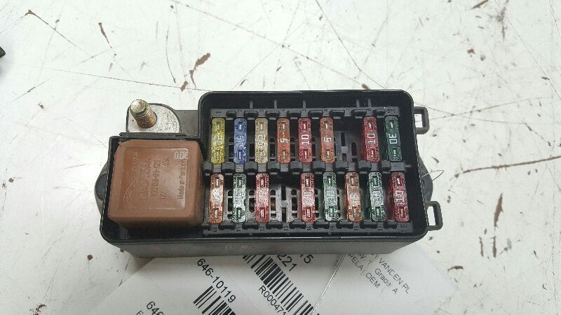 00-03JAGUAR  XJ8 Fuse Box Engine 47101