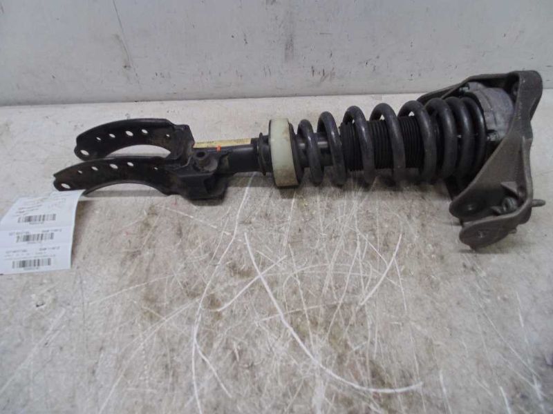 03-06 PORSCHE CAYENNE  Driver Strut Front Coil Spring Suspension AA2197