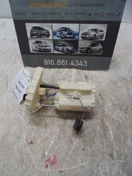 03-06 TOYOTA  SIENNA Fuel Pump Assembly AA5765