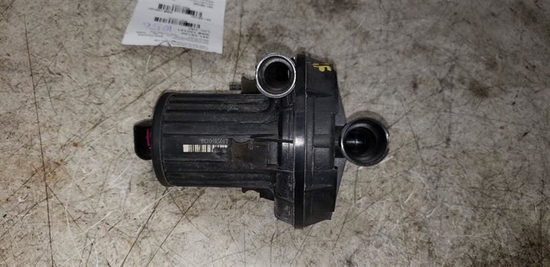 04-06 PORSCHE CAYENNE Air Injection Pump 3.2L AA 110370