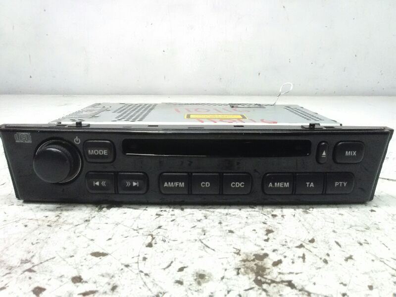 04-07JAGUAR  XJ8 Audio Equipment Radio Receiver Am-fm-cd With Navigation  48755